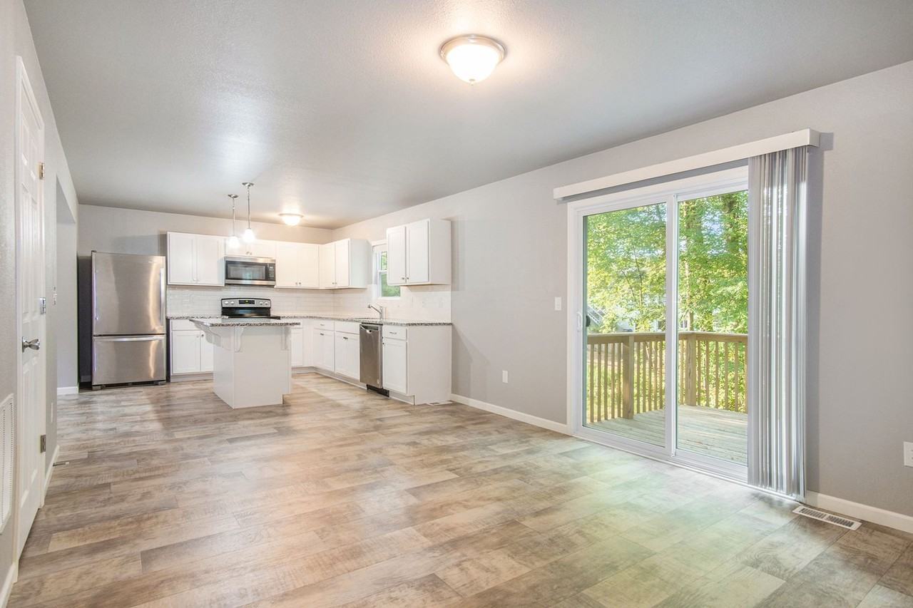 328 Alewa Dr Nw - Photo 4 of 26