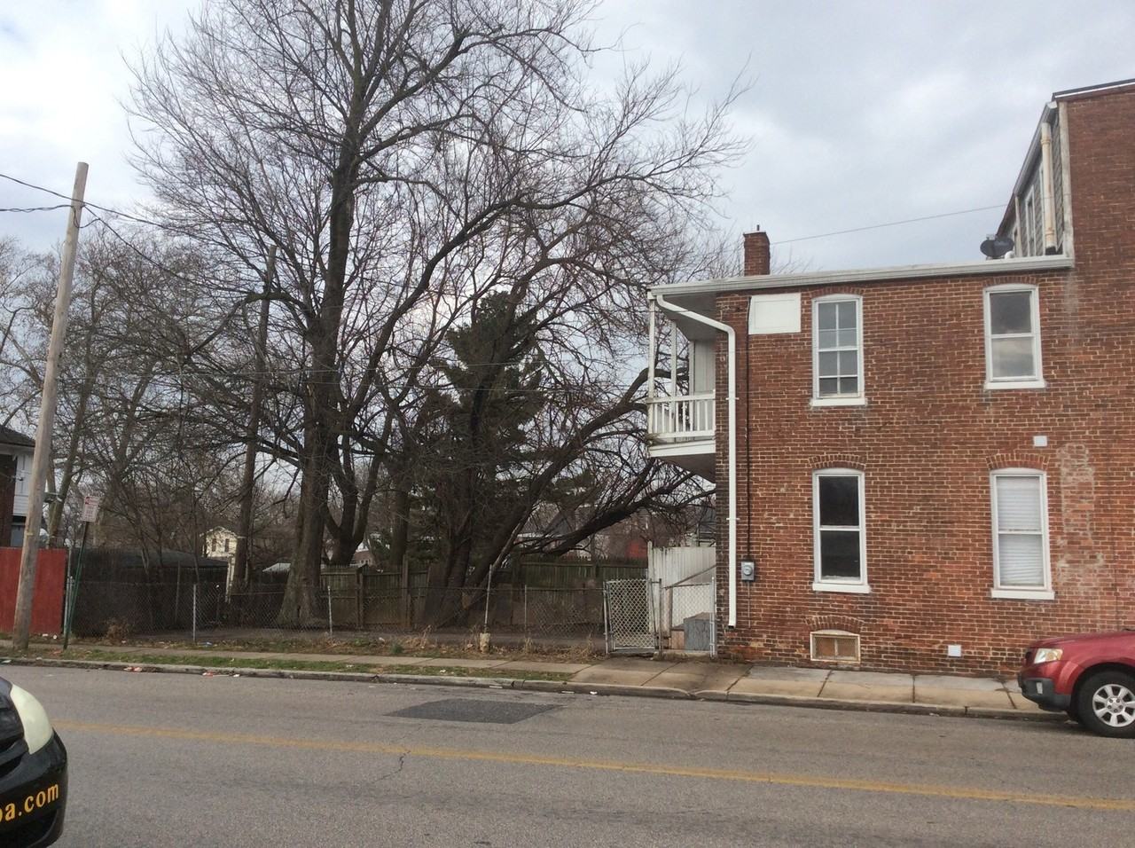 644 Cleveland Ave - Photo 2 of 19