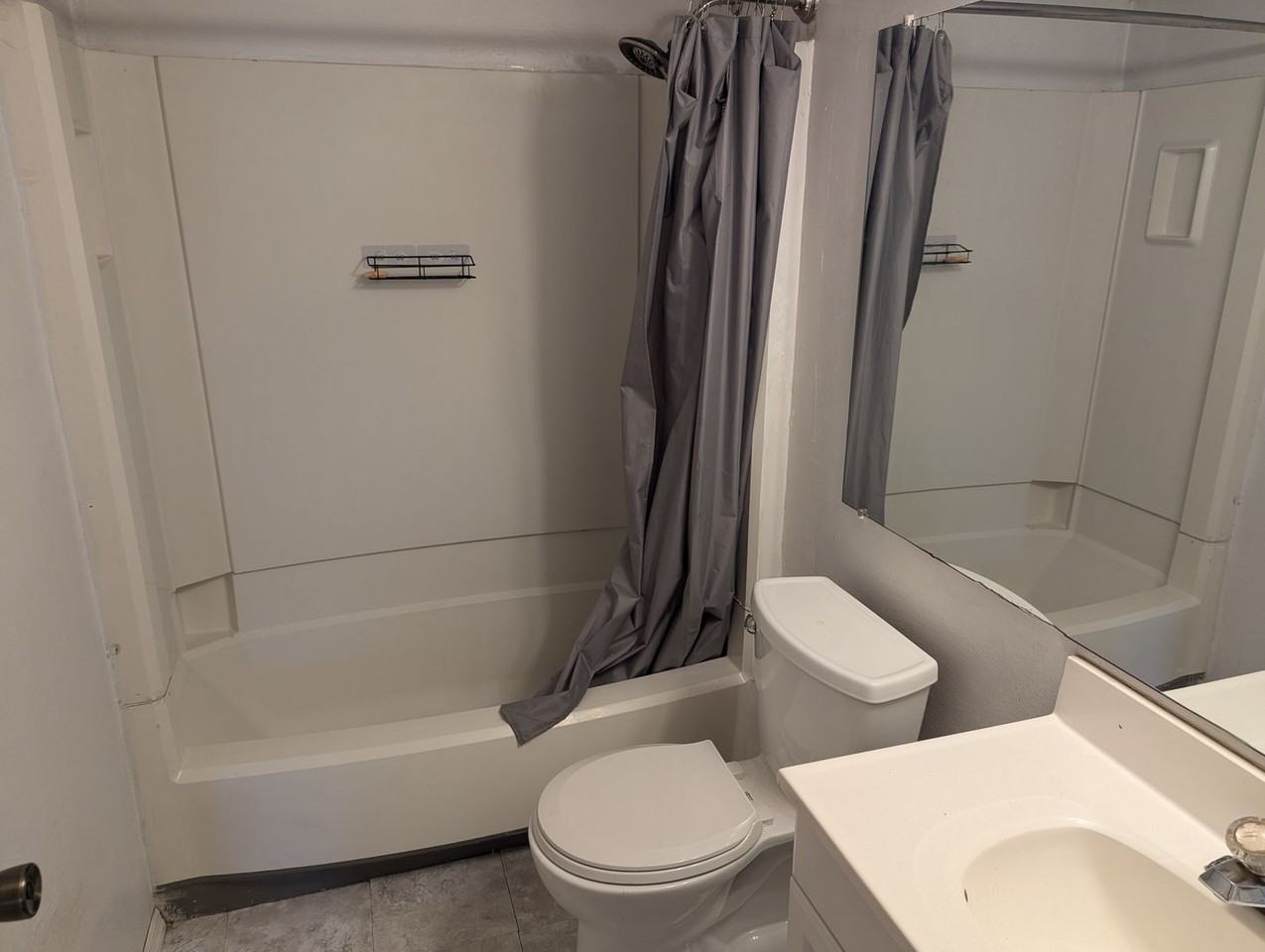 1456 Hawks Nest Dr #G - Photo 5 of 12