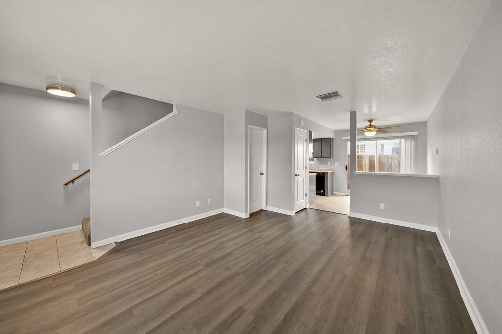 Heather Ridge Apartments - Photo 4 of 12