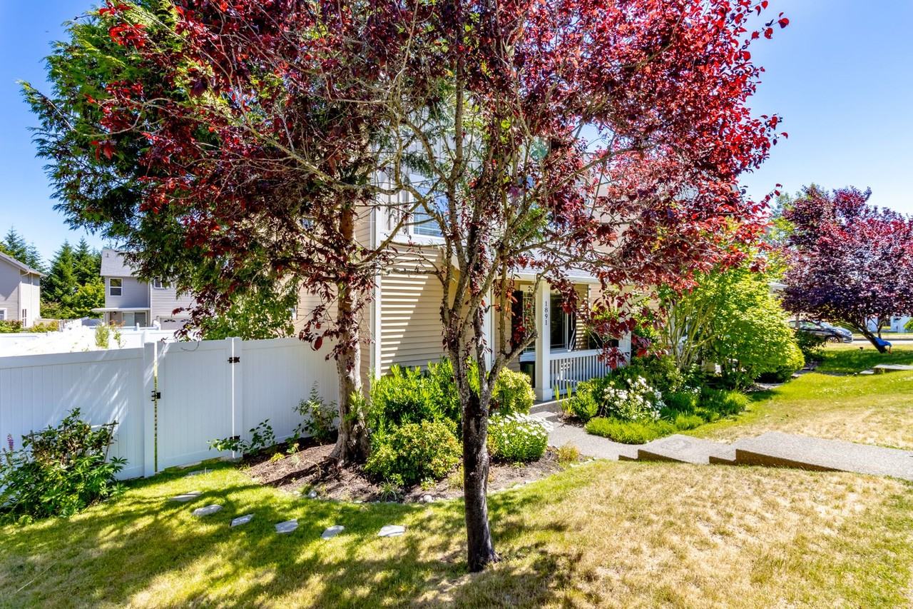 1891 Johnson Ave - Photo 3 of 47