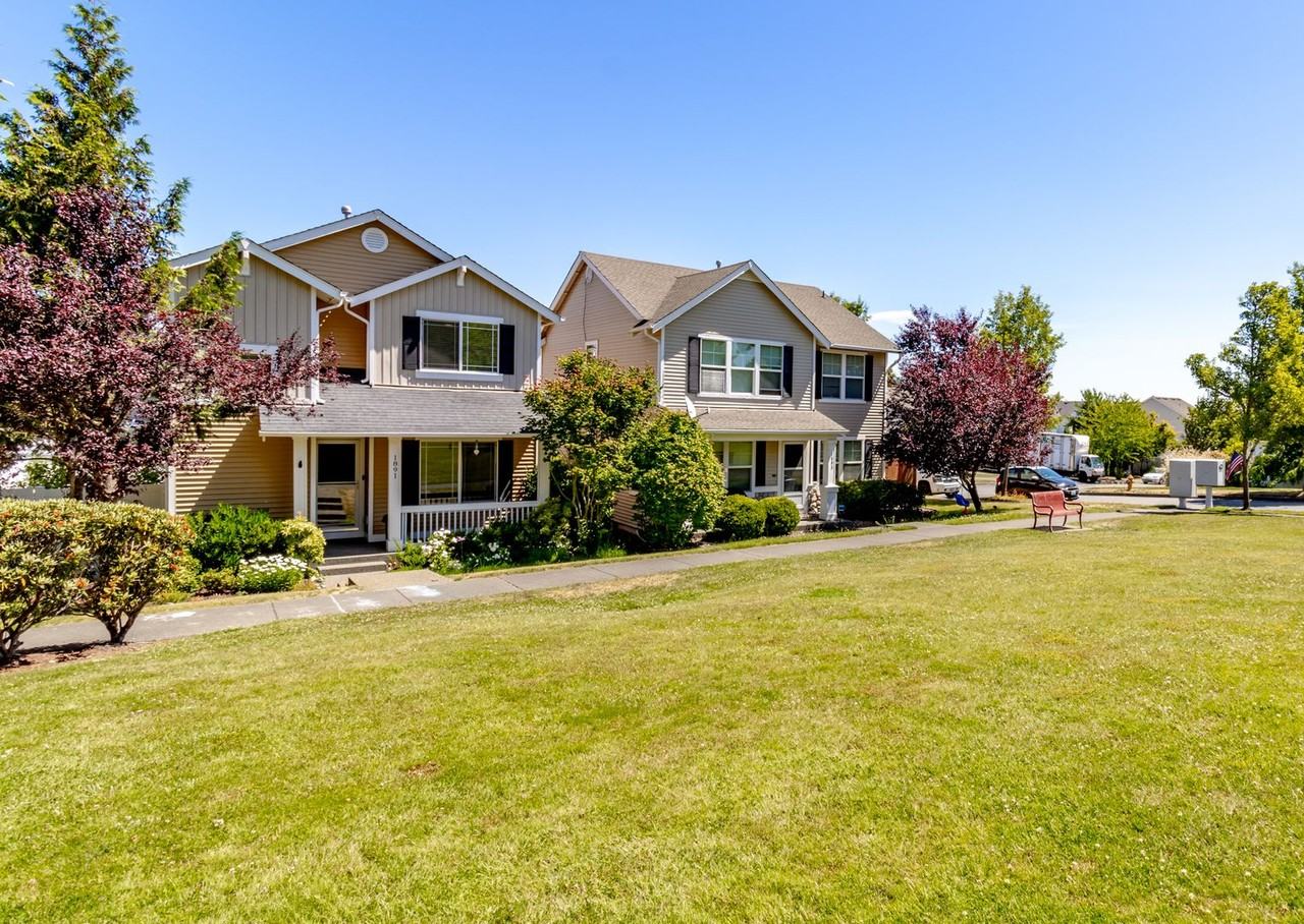 1891 Johnson Ave - Photo 4 of 47