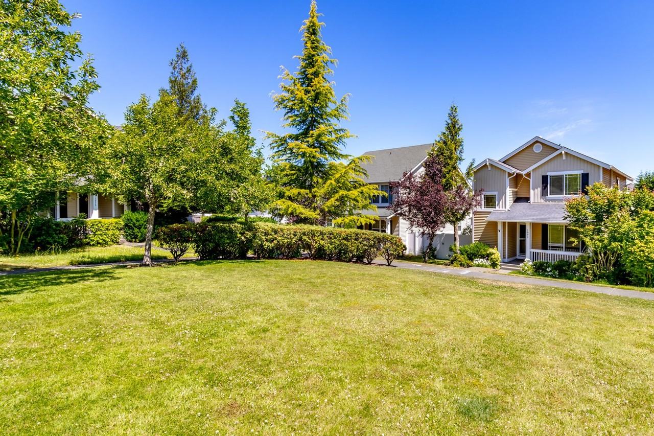 1891 Johnson Ave - Photo 5 of 47