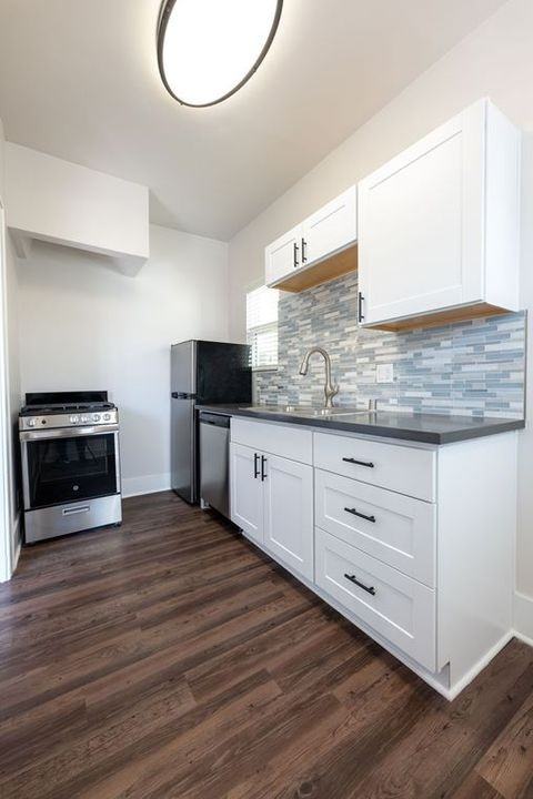 5171 Marathon Apartments - Photo 6 of 9