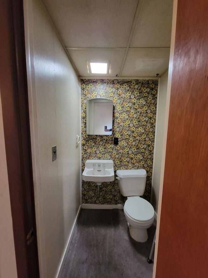 1107 Maple St - Photo 6 of 10