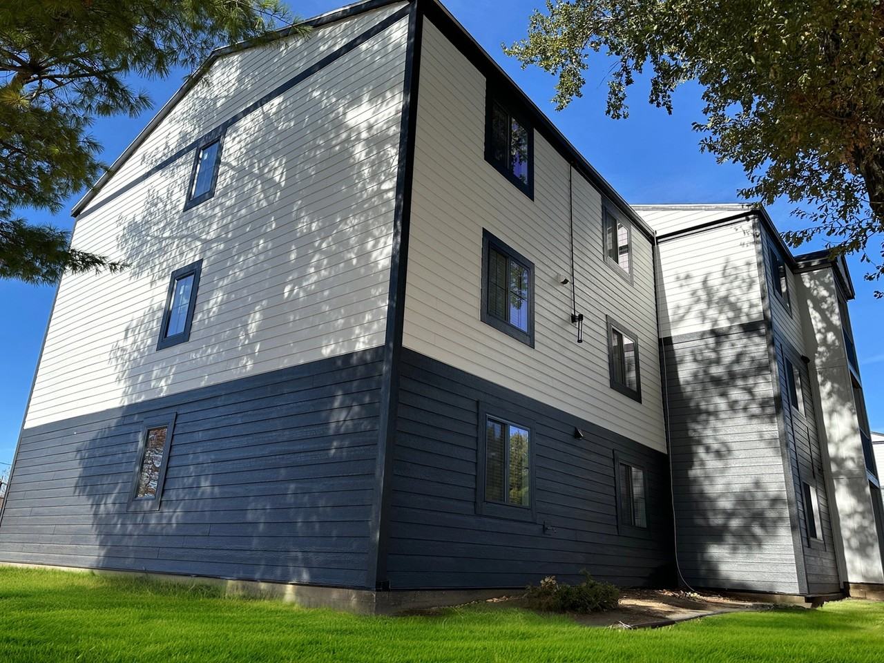 The Brickstone - Photo 3 of 9