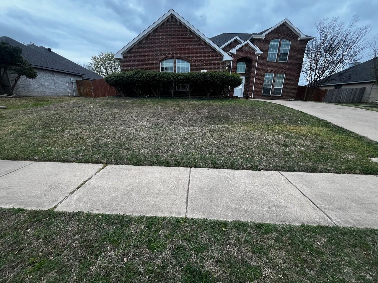 6406 Mill Valley Dr - Photo 3 of 28