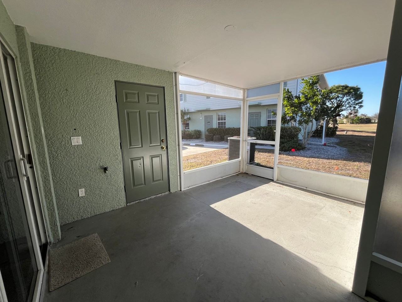 26366 Nadir Rd Bldg 2 #201 - Photo 7 of 21