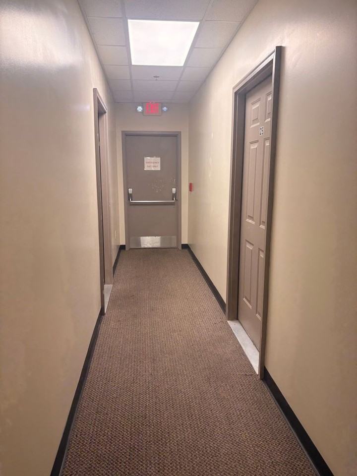 141 W Market St #2 - Photo 3 of 14