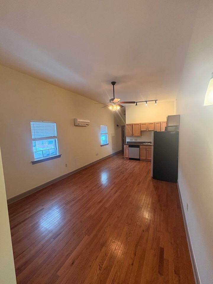 141 W Market St #2 - Photo 5 of 14