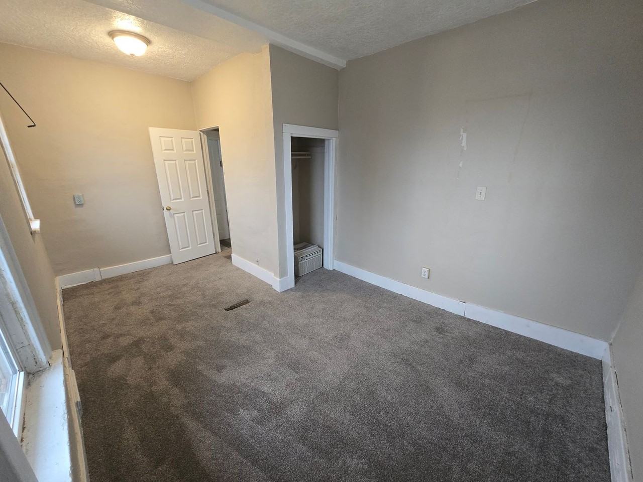 Plains - 1512 Jones St - Photo 7 of 14