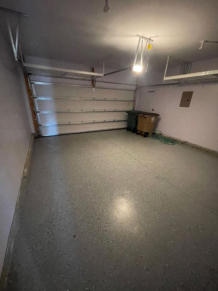 4010 Upshur Ct - Photo 7 of 31