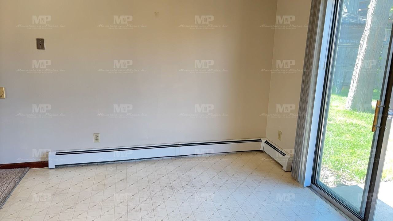 1624 Azalea Dr #1 - Photo 5 of 12