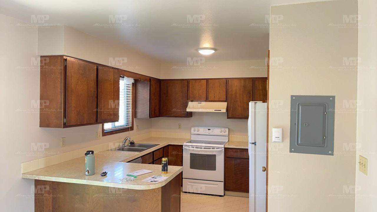 1624 Azalea Dr #1 - Photo 6 of 12