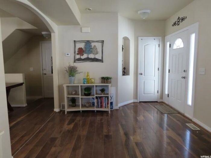 6751 W Bottlebrush Ln - Photo 2 of 23