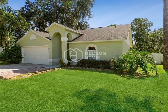 3817 Creek Way Ct - Photo 4 of 27