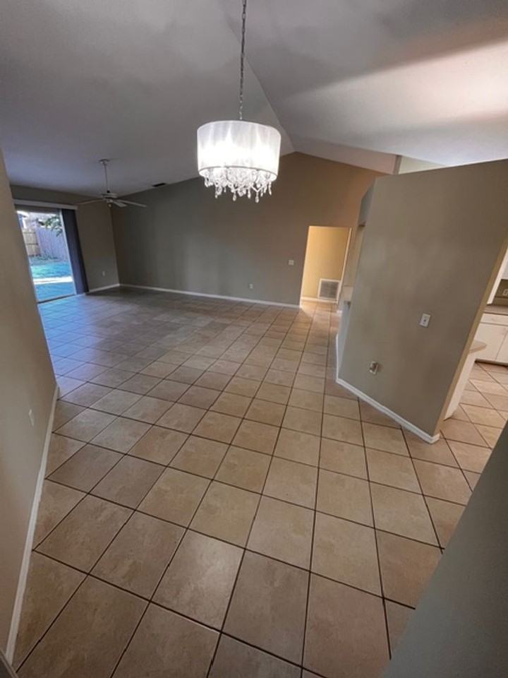 7125 Java Dr - Photo 4 of 18