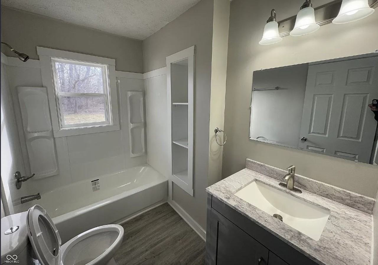 3443 N Edmondson Ave - Photo 3 of 11