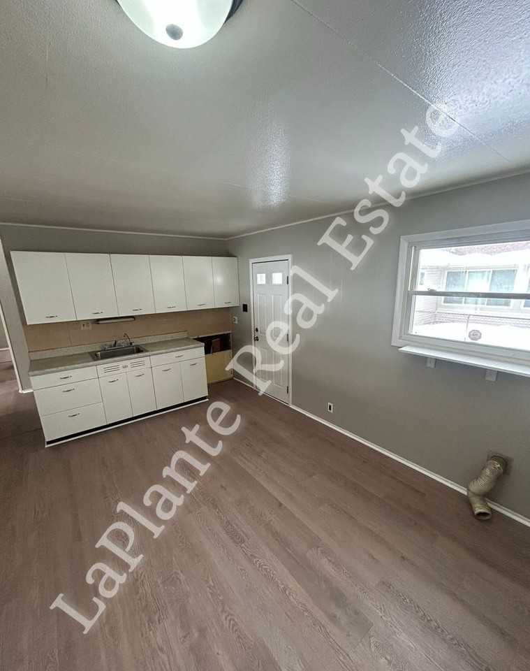 306 Independence Rd - Photo 6 of 18