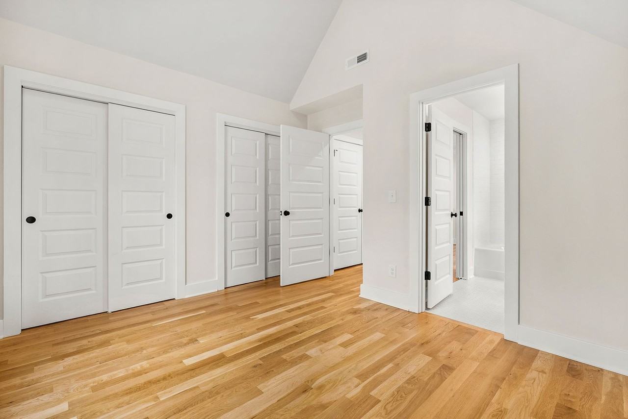 404A Chamberlin Ave - Photo 6 of 16