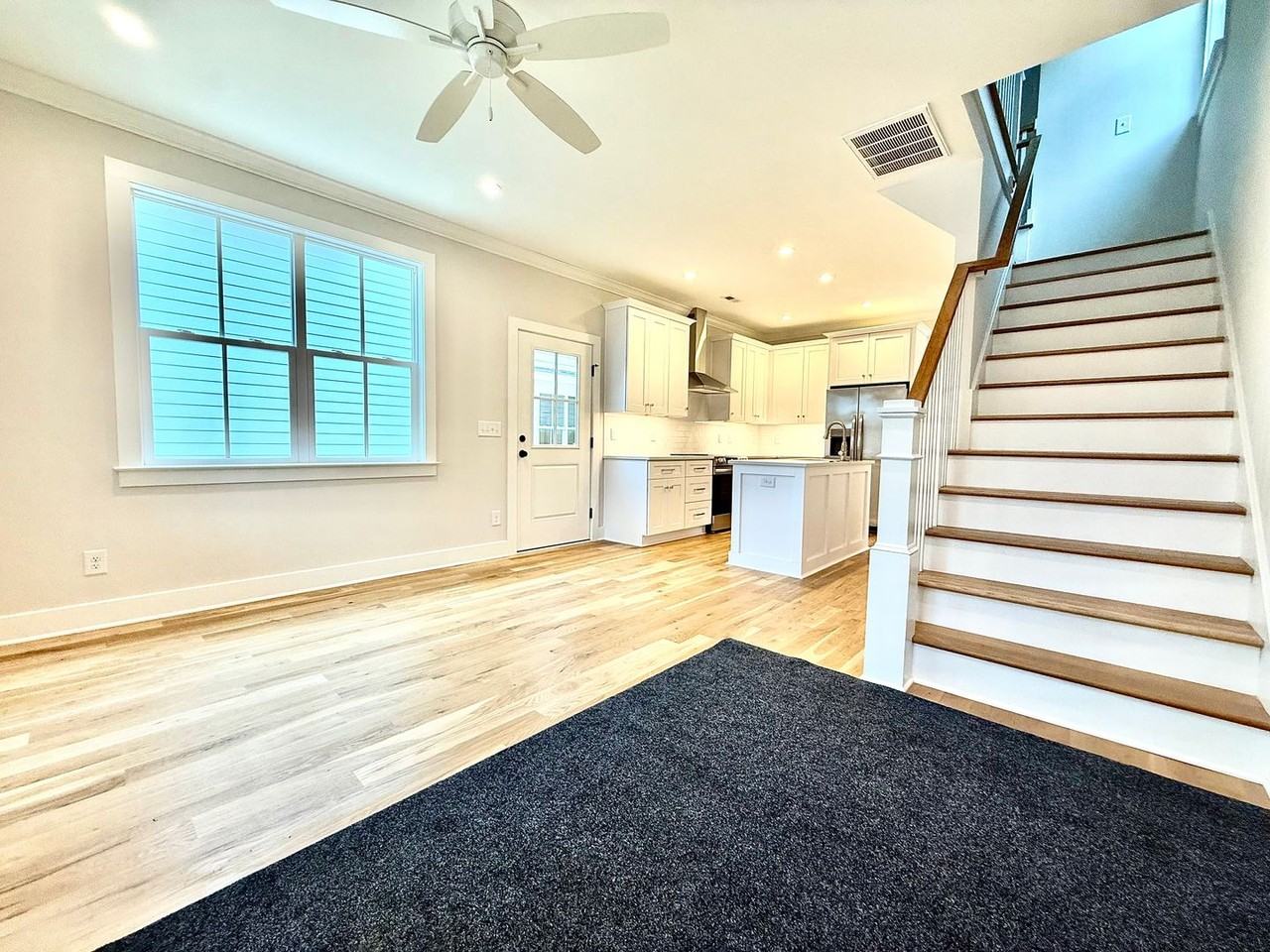 404C Chamberlin Ave - Photo 2 of 14