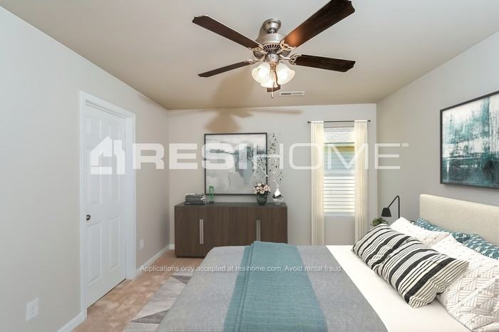 210 Americana Dr - Photo 4 of 18