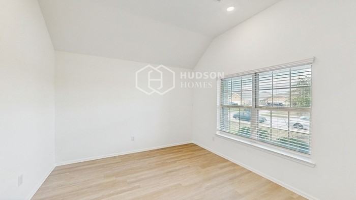 5120 Twin Summit Dr - Photo 3 of 31