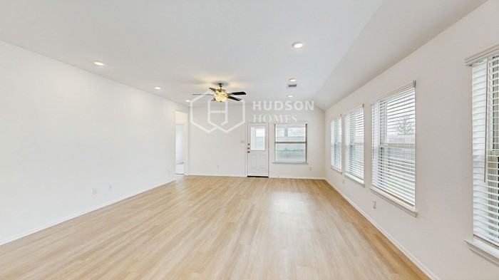 5120 Twin Summit Dr - Photo 5 of 31