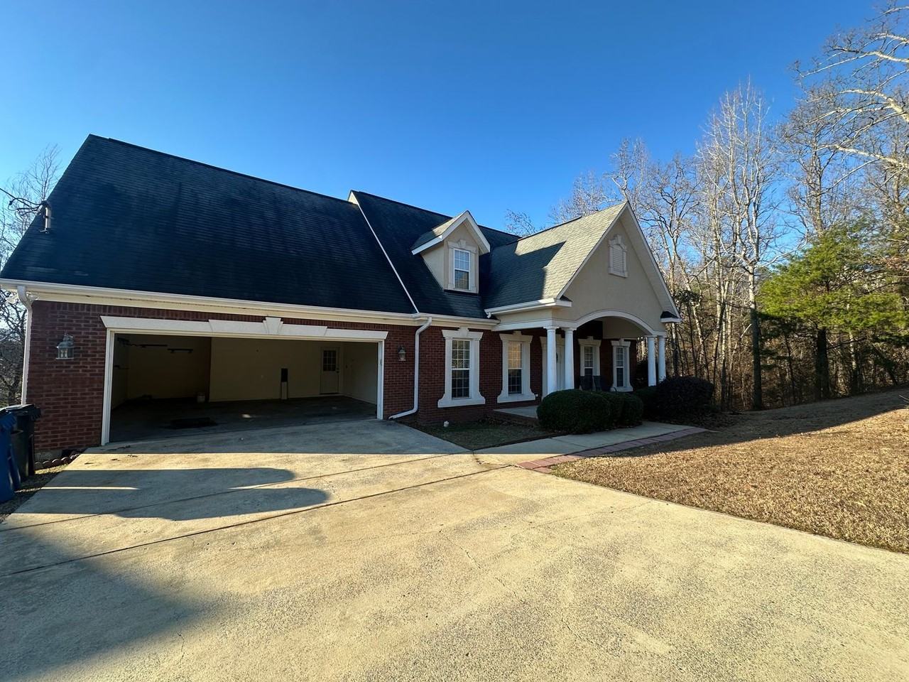 1120 Legacy Blvd - Photo 2 of 42