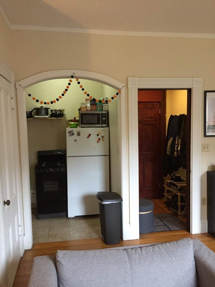 10 Symphony Rd - Photo 7 of 10