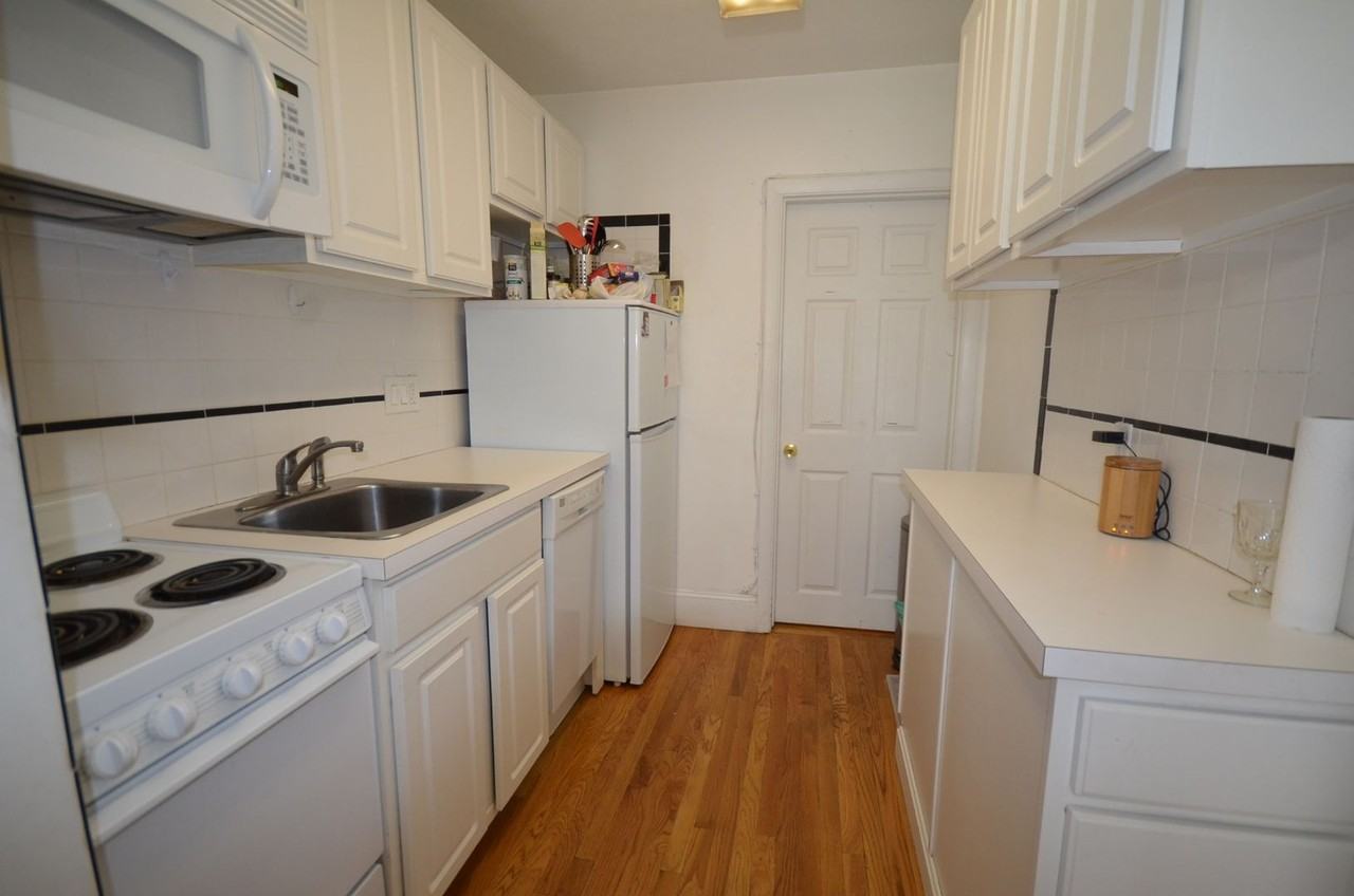 41 Westland Ave - Photo 7 of 15