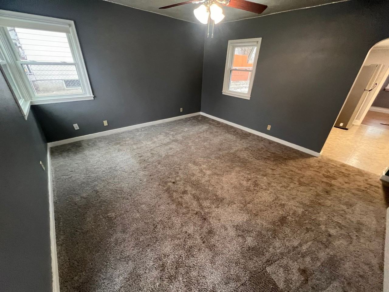 427 Cedar St - Photo 7 of 47