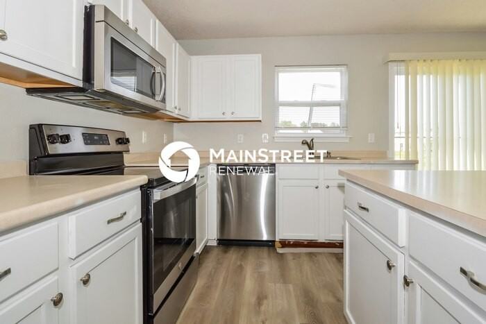 9235 Delphi Ct - Photo 7 of 17