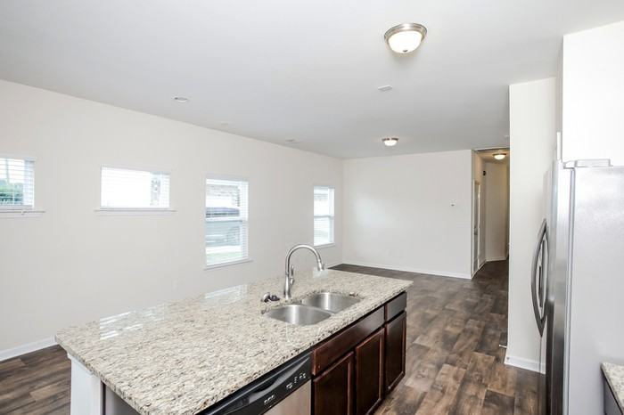 245 Jimmy Love Ln - Photo 7 of 16