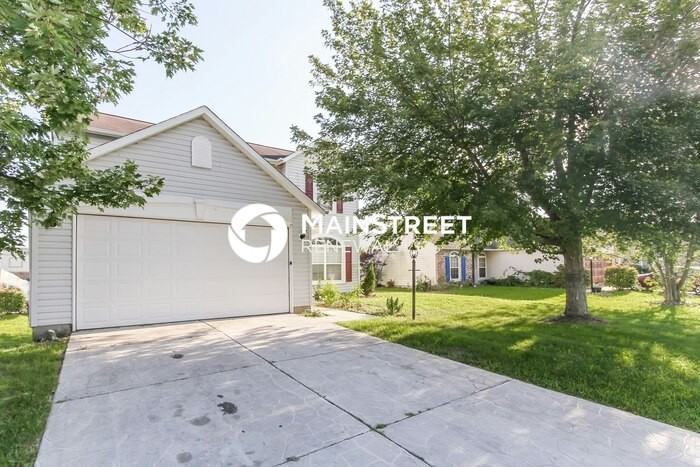 11031 Fall Dr - Photo 2 of 15