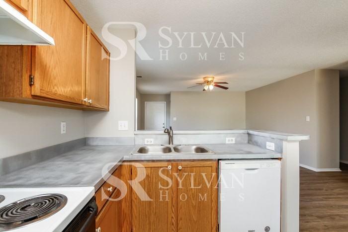 3055 Champion Ln Sw - Photo 7 of 16