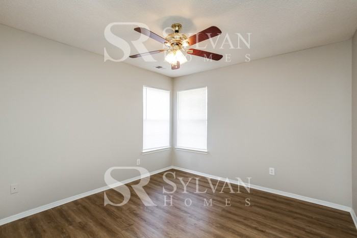 3055 Champion Ln Sw - Photo 7 of 15