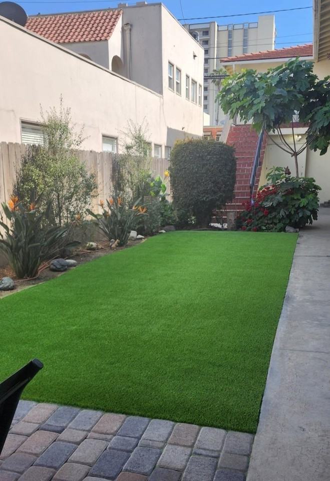 1712 E.1st Street - Photo 4 of 15