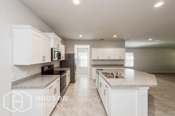 424 Attalla St - Photo 5 of 20