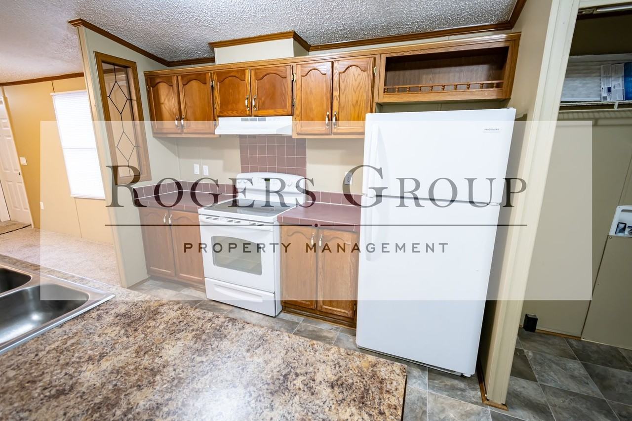 436 Tower Ln #6 - Photo 2 of 9