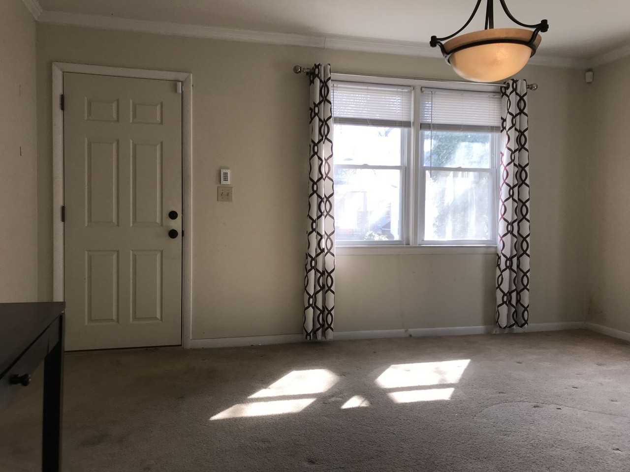 4210 Raspe Ave - Photo 7 of 40