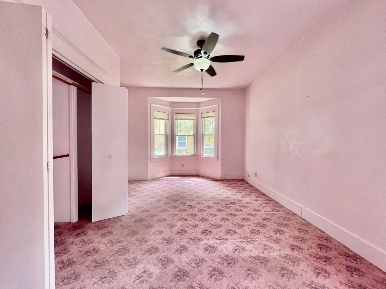 1526 Royce Ave - Photo 7 of 10