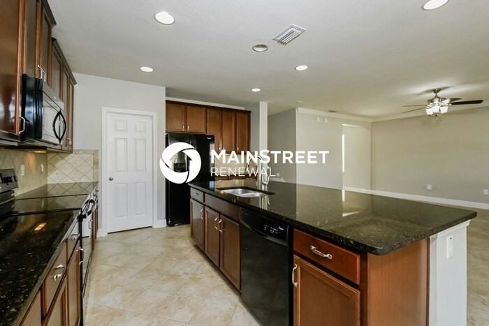 10255 Newminster Loop - Photo 7 of 17