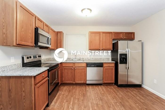 593 Clark Ave - Photo 6 of 17