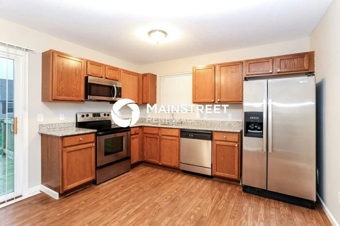 593 Clark Ave - Photo 7 of 17