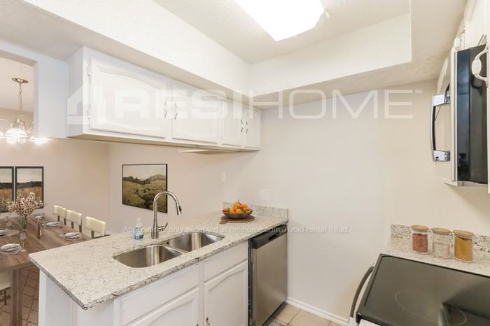 2947 Canis Cir - Photo 3 of 18