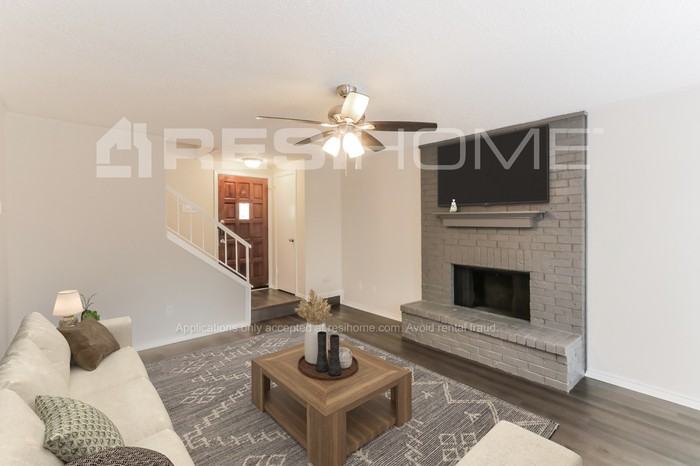 2947 Canis Cir - Photo 6 of 18