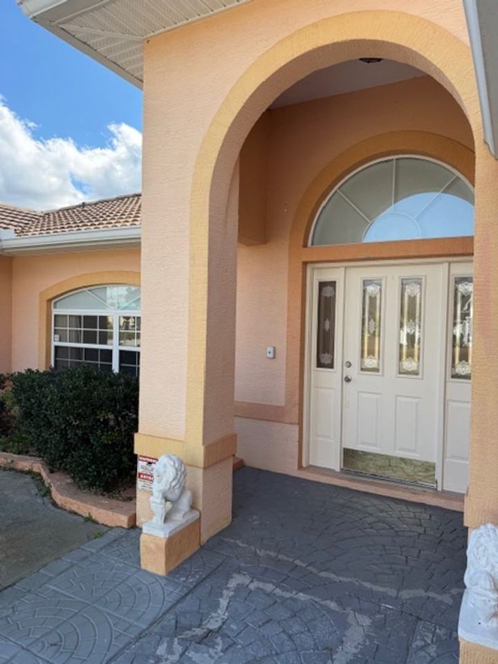 62 President Ln - Photo 3 of 29