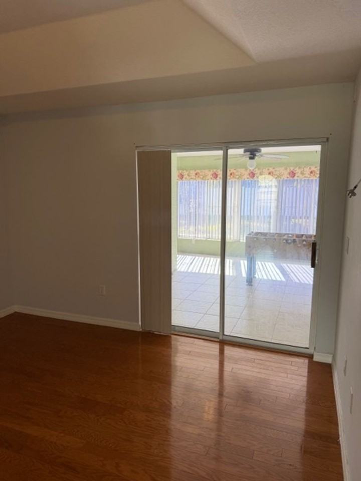 62 President Ln - Photo 7 of 29