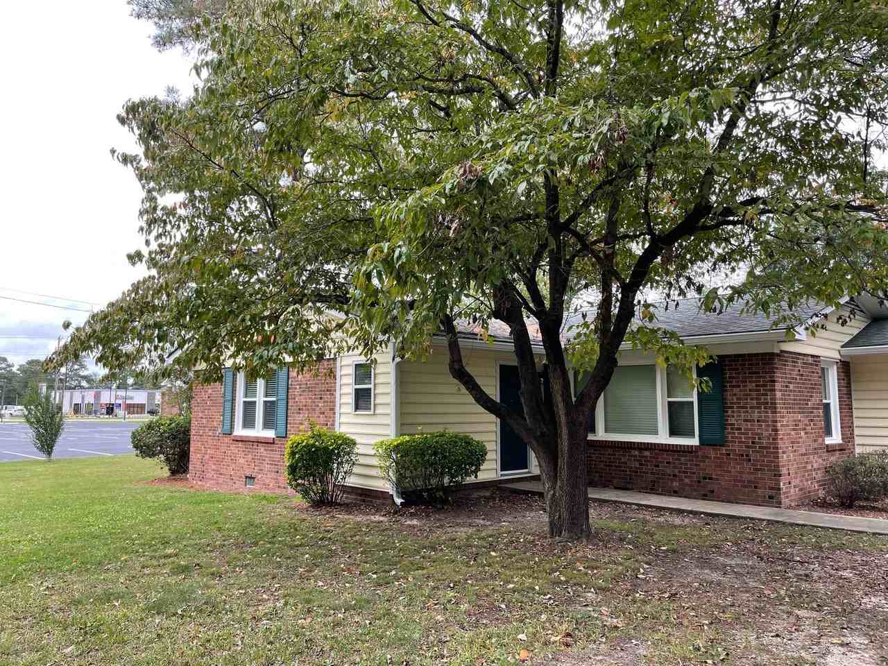 7511 Telfair Dr - Photo 2 of 14